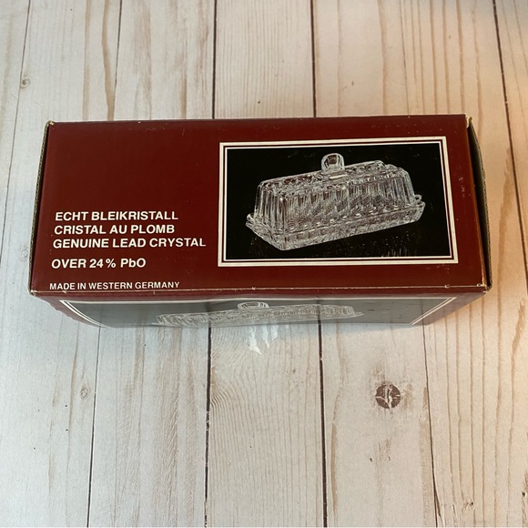 Vintage Lead Crystal Butter Dish - Picture 7 of 12